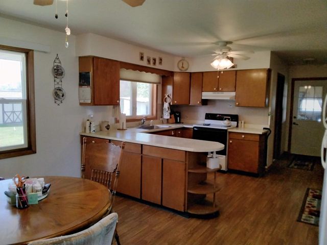 24 4th Street, Montello, WI 53949