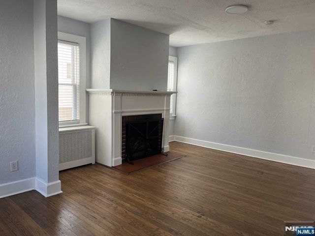 212 Walton Street 2, Ridgewood, NJ 07450