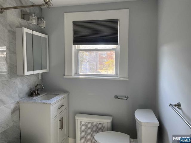 212 Walton Street 2, Ridgewood, NJ 07450