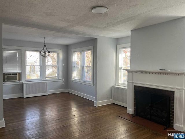 212 Walton Street 2, Ridgewood, NJ 07450