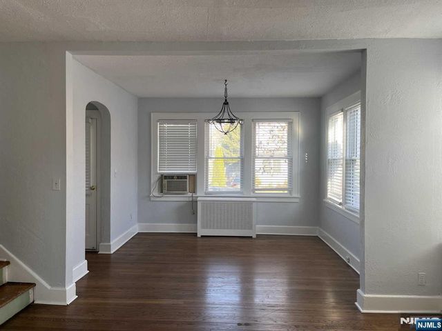 212 Walton Street 2, Ridgewood, NJ 07450