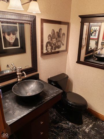 6229 Catalpa Drive, Avon, IN 46123