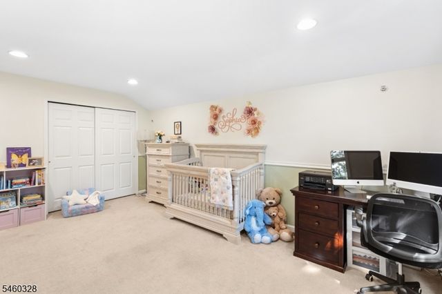 402 Donato Cir, Scotch Plains Twp., NJ 07076