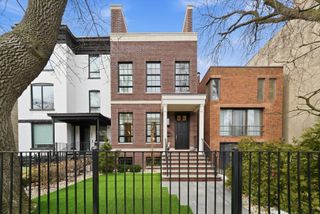 2674 N Burling Street, Chicago, IL 60614