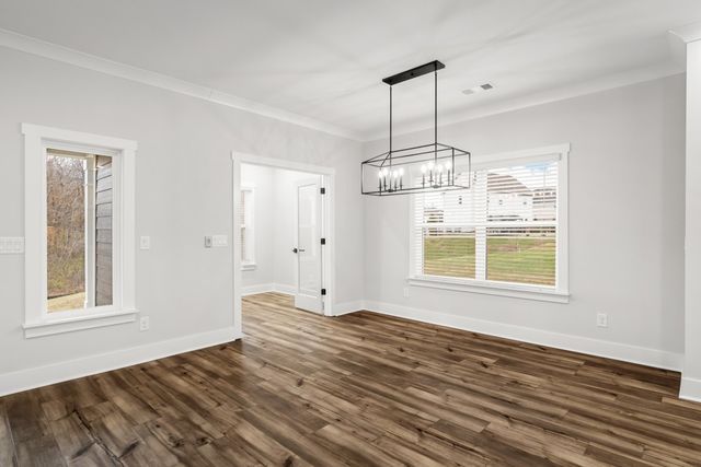 404 Springbrook Blvd, White House, TN 37188