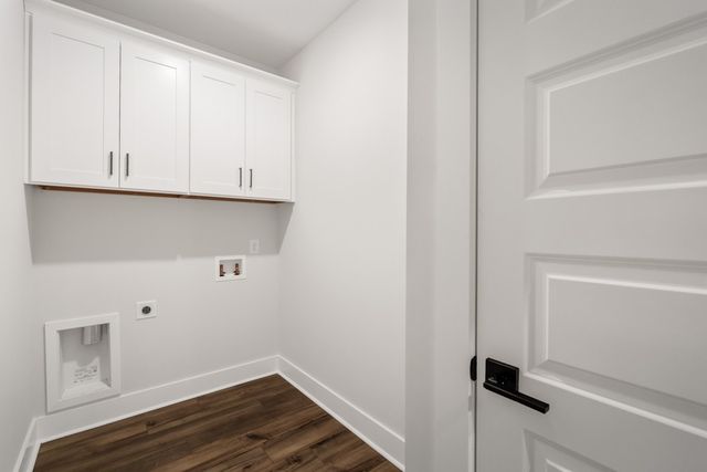 404 Springbrook Blvd, White House, TN 37188