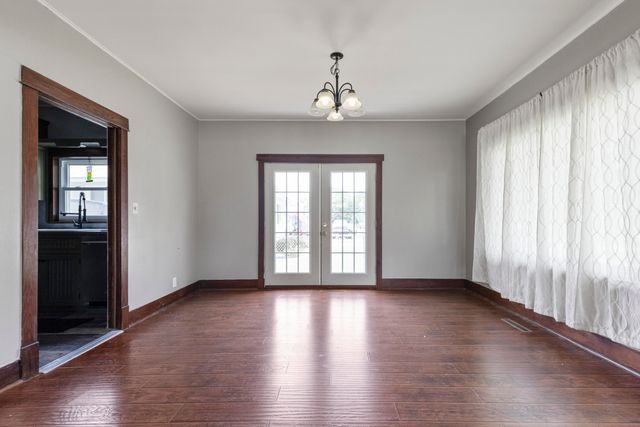 501 S Thompson Street, Vinita, OK 74301