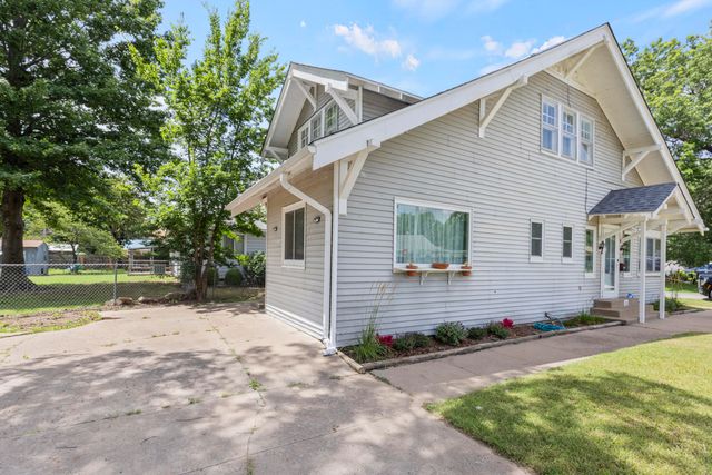 501 S Thompson Street, Vinita, OK 74301