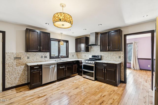 213 King George Loop, Cary, NC 27511