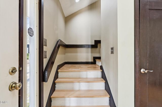 213 King George Loop, Cary, NC 27511