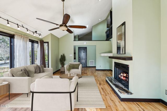 213 King George Loop, Cary, NC 27511