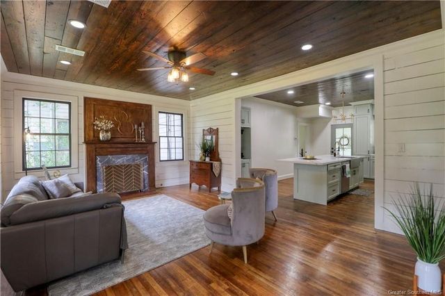 709 Division Street, Lake Charles, LA 70601