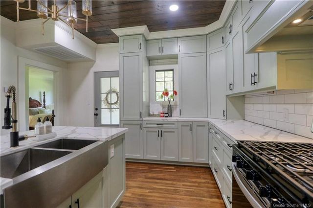 709 Division Street, Lake Charles, LA 70601