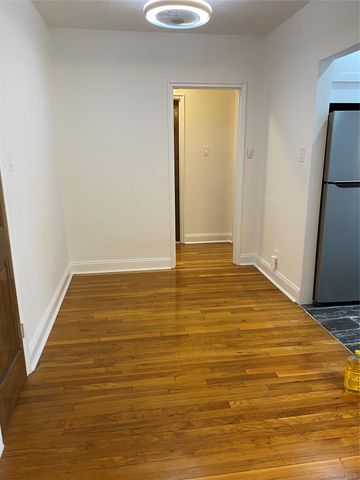 One Jefferson Avenue K1, Rockville Centre, NY 11570