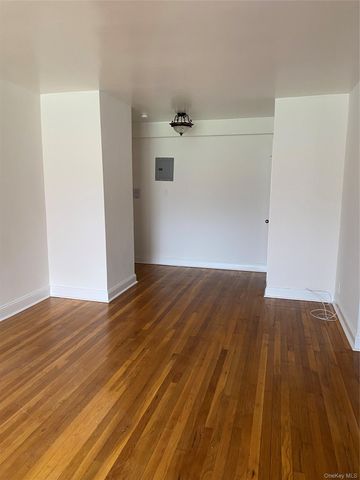 One Jefferson Avenue K1, Rockville Centre, NY 11570