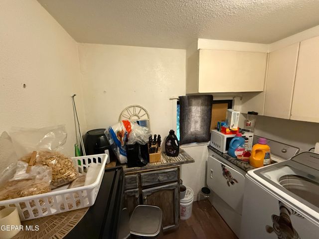3122 WYOMING Avenue, El Paso, TX 79903