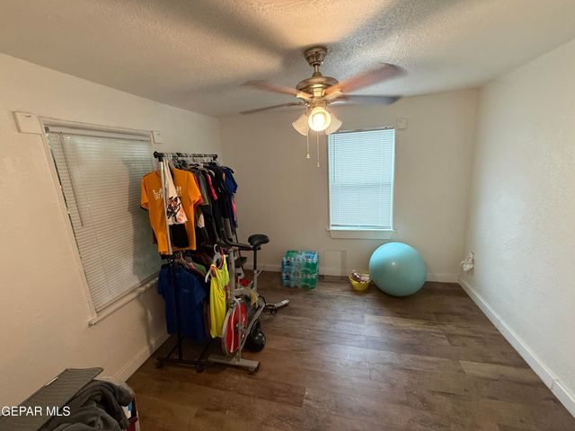 3122 WYOMING Avenue, El Paso, TX 79903