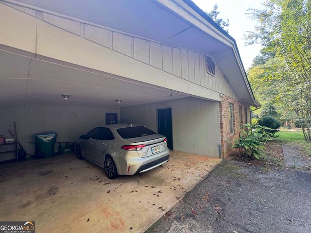 220 Rollingwood Drive, Athens, GA 30605
