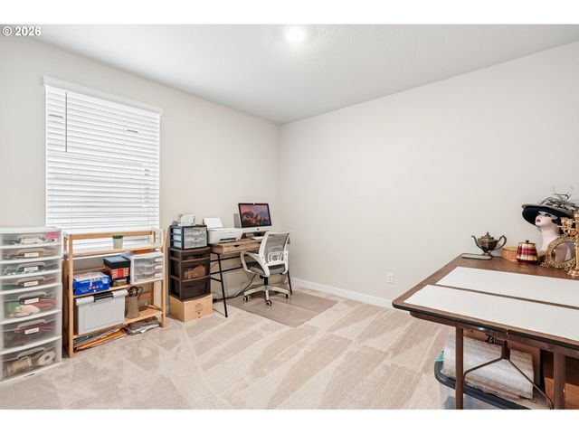 9336 Se MIDDLETON St, Happy Valley, OR 97086