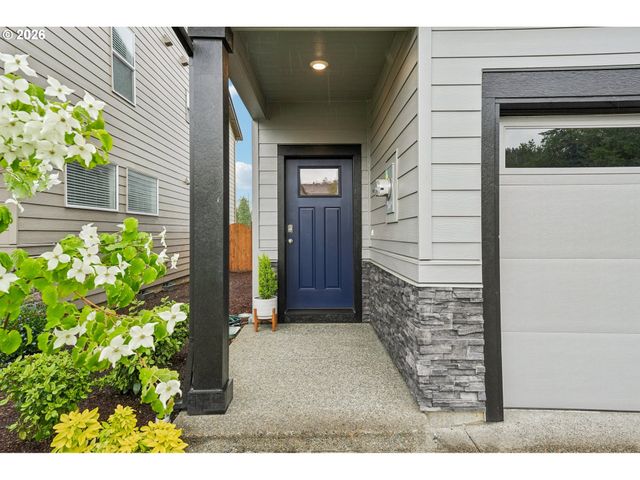 9336 Se MIDDLETON St, Happy Valley, OR 97086