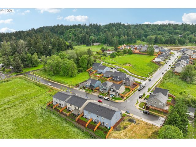 9336 Se MIDDLETON St, Happy Valley, OR 97086