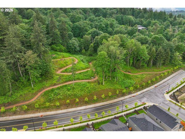 9336 Se MIDDLETON St, Happy Valley, OR 97086