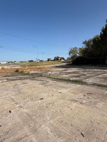 1624 W Kearney Street, Springfield, MO 65803