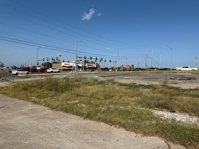 1624 W Kearney Street, Springfield, MO 65803