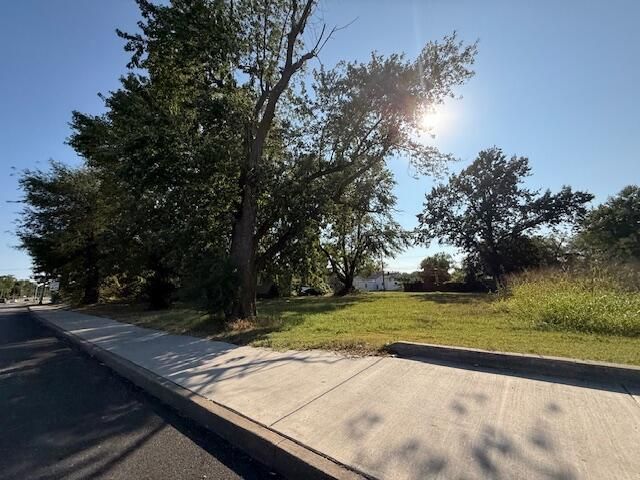 1624 W Kearney Street, Springfield, MO 65803