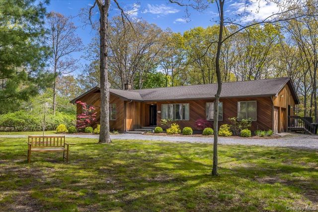 363 Miller Place Road, Miller Place, NY 11764