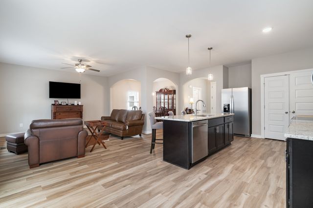 2074 Morgan Ct, Springfield, TN 37172