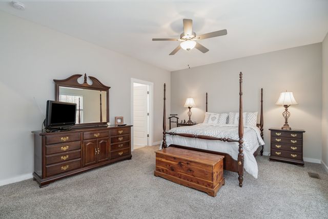 2074 Morgan Ct, Springfield, TN 37172