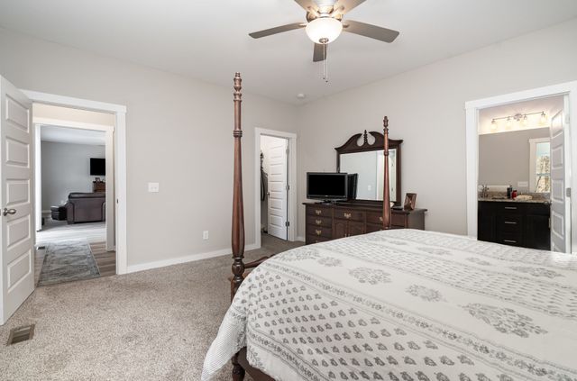 2074 Morgan Ct, Springfield, TN 37172