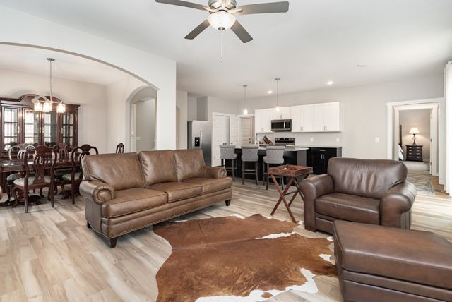 2074 Morgan Ct, Springfield, TN 37172