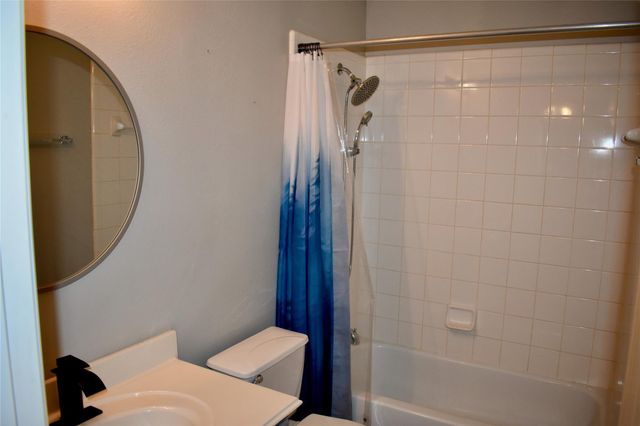 21559 Kings Bend Drive, Kingwood, TX 77339