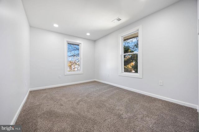 2920 E NORTHERN PKWY, Baltimore, MD 21214