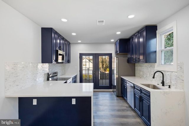 2920 E NORTHERN PKWY, Baltimore, MD 21214