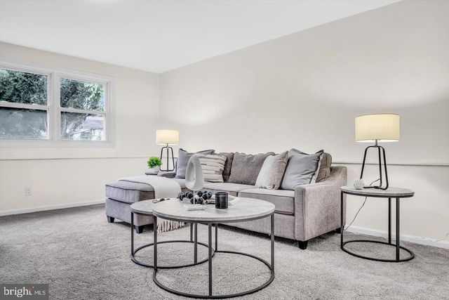 1204 TANNER AVE, Burlington, NJ 08016