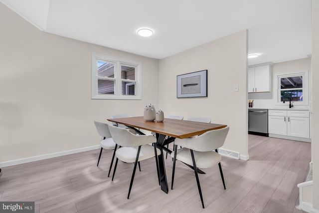 1204 TANNER AVE, Burlington, NJ 08016