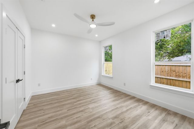 2719 Starks Avenue, Dallas, TX 75215