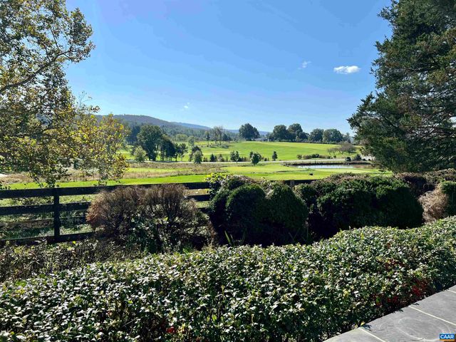 15 EDNAM VILLAGE ST, Charlottesville, VA 22903