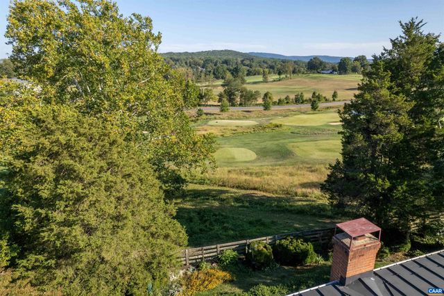 15 EDNAM VILLAGE ST, Charlottesville, VA 22903