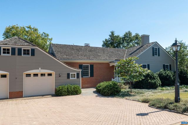 15 EDNAM VILLAGE ST, Charlottesville, VA 22903