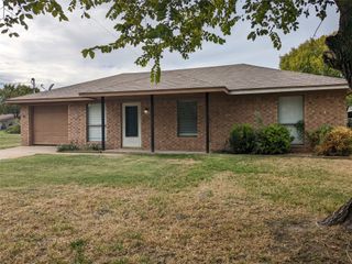605 Elm Street, Forney, TX 75126
