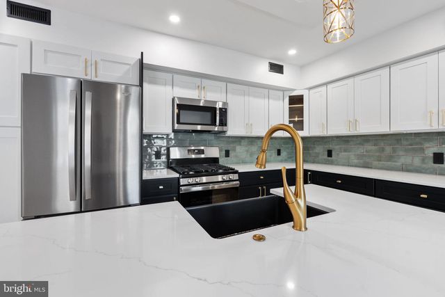 3613 SALMON ST, Philadelphia, PA 19134