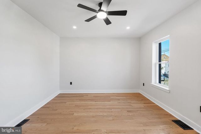 3613 SALMON ST, Philadelphia, PA 19134