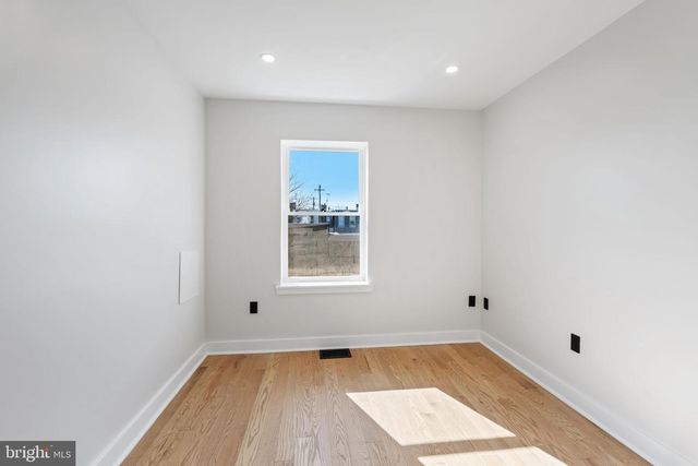 3613 SALMON ST, Philadelphia, PA 19134