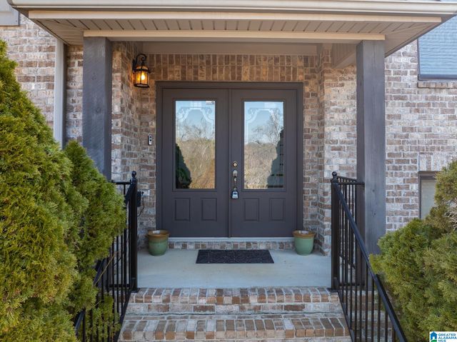 2037 LAUREL LAKES LANE, Helena, AL 35022