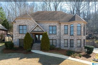 2037 LAUREL LAKES LANE, Helena, AL 35022