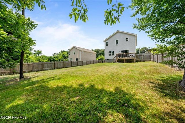 745 W Illinois Avenue, Southern Pines, NC 28387